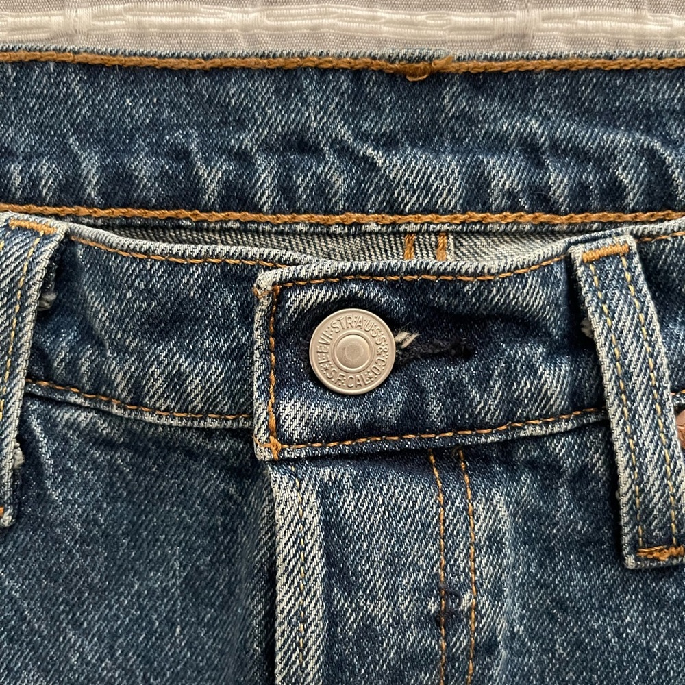 Levi's Women's 501 Original Cropped Jeans Size 31 New - Picture 6 of 12